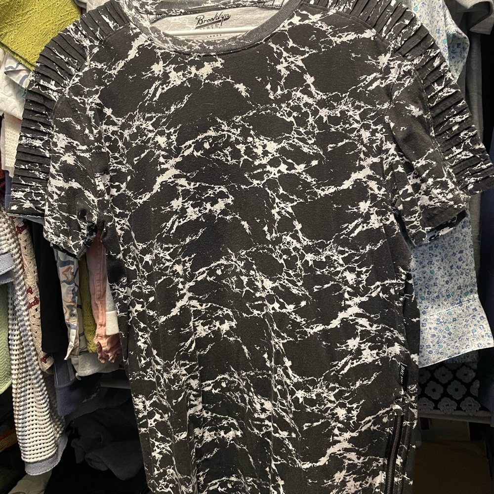 Brooklyn Cloth Monochrome Patterned Tee